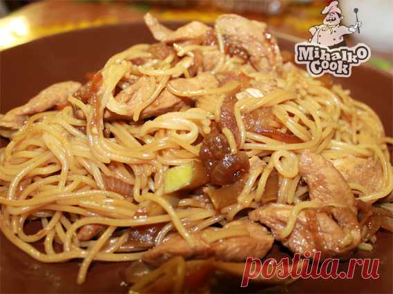 Спагетти по-восточному - это просто, это вкусно, это нежно и сытно....ммммм! Объедение!