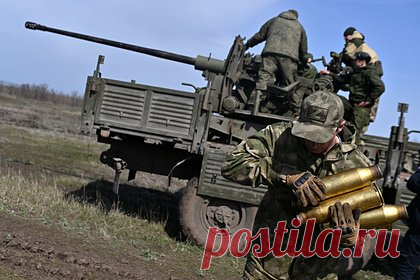 Опубликована карта боевых действий на Украине. Минобороны России во время ежедневного брифинга показало карту боевых действий на Украине на 12 апреля. На карте отражены основные события, произошедшие в зоне проведения специальной военной операции (СВО) за последние сутки: передвижение сторон, места боестолкновений и зоны обстрелов.