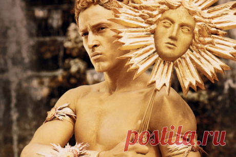 «Его дом — самое большое посмешище в мире» «Лента.ру» продолжает цикл публикаций о роскошной жизни правителей. В прошлый раз мы рассказывали о Мехмеде Фатихе — османском султане, завоевавшем Константинополь.