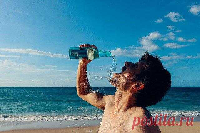 Сколько надо пить воды в сутки? Как дефицит воды воздействует на вас.
Дефицит и переизбыток воды вреден для организма. Многие источники дают разную информацию о том, сколько воды нужно пить. В последние годы появилось множество исследований, изменивших то, что раньше считалось незыблемой истиной. Большинство людей страдают от обезвоживания, но даже не могут себе этого представить. Сколько воды вы...
Читай дальше на сайте. Жми подробнее ➡