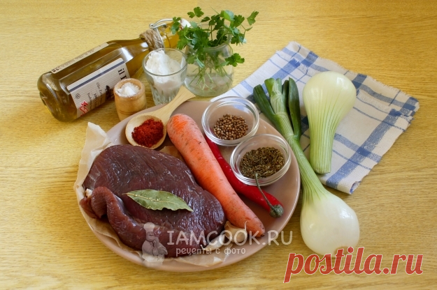 Пряный гуляш из говядины на сковороде — рецепт с фото пошагово