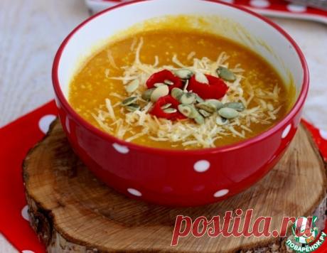 Острый тыквенный суп с кускусом – кулинарный рецепт