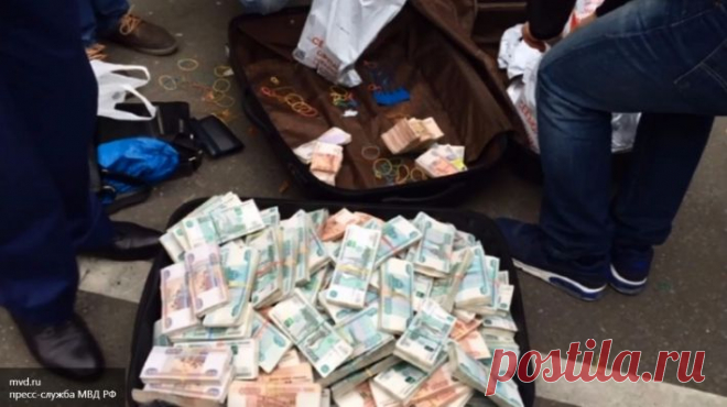 Грузите деньги чемоданами: МВД обнародовало видео задержания банды «теневиков» | Федеральное агентство происшествий