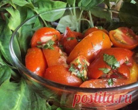 Помидоры по-корейски в трехлитровой банке