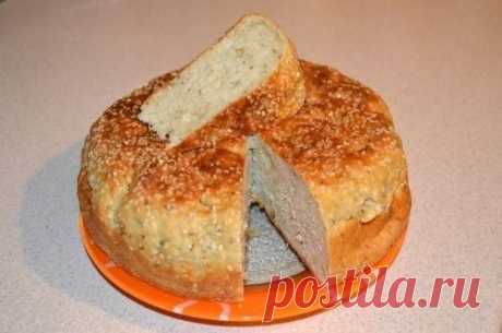 ХЛЕБ БЕЗ ДРОЖЖЕЙ В МУЛЬТИВАРКЕ!

Очень вкусный и пышный хлебушек!
Мука пшеничная – 2 мульти стакана;
Мука ржаная – половина мульти стакана;
Разрыхлитель – 2 ложки (чайной);
Сухое молоко – 100 грамм;
Лимонная кислота – половина ложки (чайной);
Кефир – 300 грамм (сметана, ряженка);
Сахар – 3 ложки (чайной);
Соль – 1 ложки (чайной);
Специи.