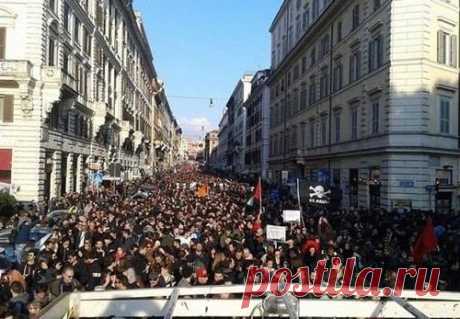 Манифестация в Риме в поддержку Донбасса