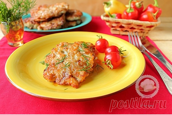 Котлеты из куриной грудки - рецепт с фото пошагово Сегодня я порадую вас хорошим фото рецептом. Это будут рубленые котлеты из куриной грудки. Вкусные, сочные и сытные котлетки готовятся очень быстро без