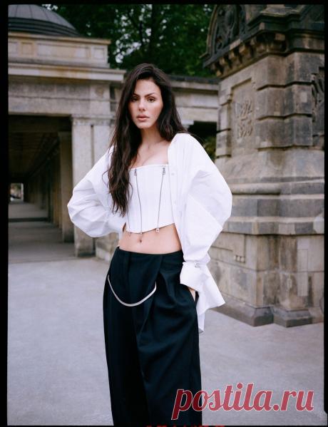 Подборка фотосессий звезд и знаменитостей 22.11.2025