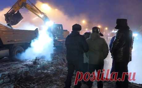 В Братске ввели режим повышенной готовности из-за аварии на теплосетях. В Братске Иркутской области введен режим повышенной готовности из-за коммунальной аварии на теплотрассе, сообщил глава региона Игорь Кобзев.