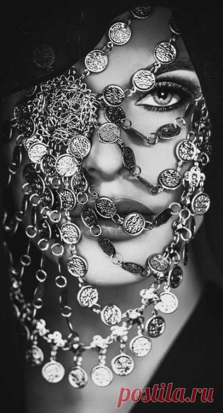 crescentmoon06666:  by Fatima Cherkaoui on 500px - crescentmoon