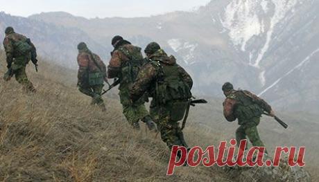 «Заслон» от вражеских агентов: как элитное спецподразделение защищает россиян в Сирии - Телеканал «Звезда»