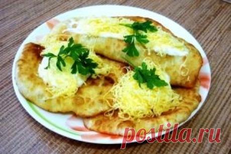 Крумплиш Лангош (Krumplis lángos).