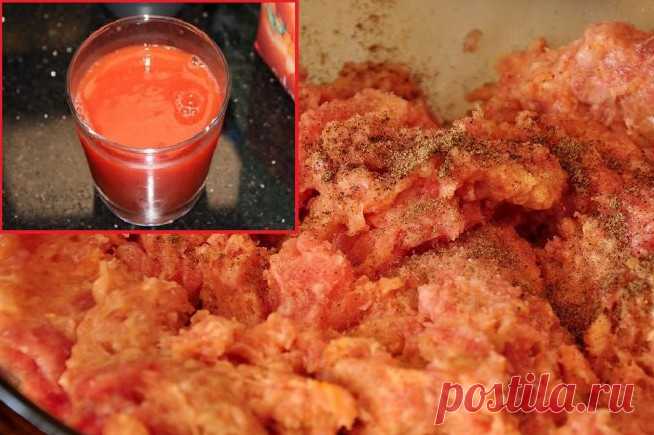 Зачем смешивать куриный фарш с томатным соком, и еще 4 совета от опытной хозяйки Забираю в свою копилку. Каждая хозяйка хотя бы раз в неделю подает блюда с мясным фаршем: котлеты, тефтели, пельмени, запеканки и много-много других. Но часто с их приготовлением возникают оплошности.…