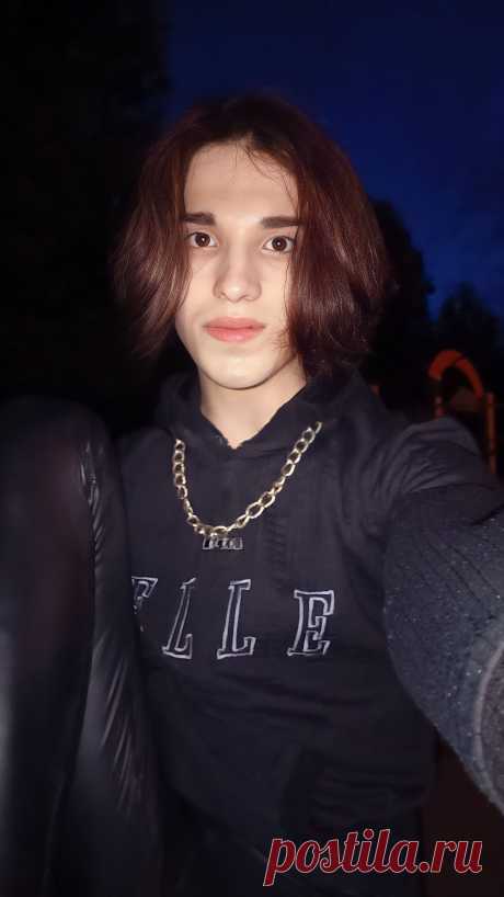 Slava Volk Певец