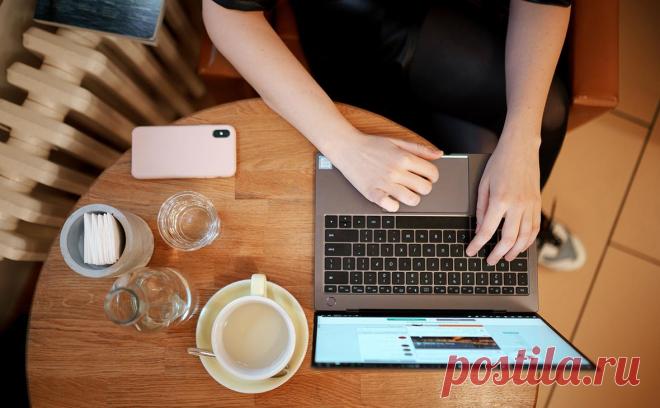 Кабмин отозвал проект по повышению налогов для работающих из-за границы. В законопроект нужно внести ряд технических уточнений, сообщили в правительстве. Поправки предусматривали 30-процентный НДФЛ для фрилансеров-нерезидентов, работающих на российские компании из-за границы