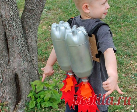 👌 Поделки из пластиковых бутылок 25 идей, увлечения и хобби На улице лето. Очень жарко. В моей семье собрались одни водохлебы. Что муж, что дочка пьют воду в неограниченных количествах. Причем, просто кипяченая или фильтрованная вода им не...
