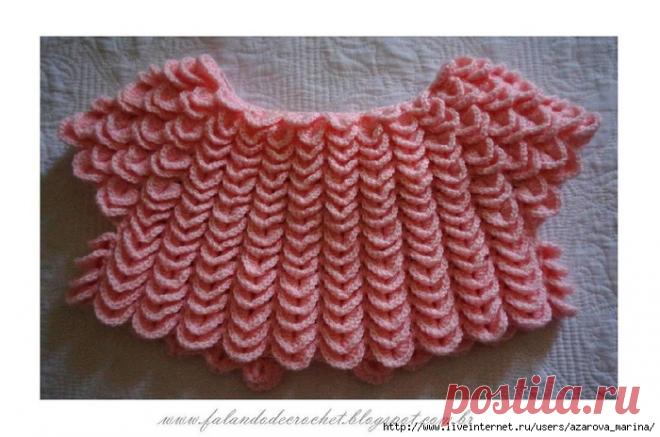 Вязаное детское болеро (узор ЧЕШУЙКИ)