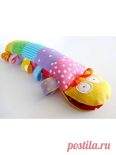 Энни e-PatternsCentral.com - Гусеница добряк с лентами