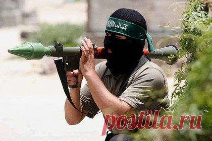 Тактику ХАМАС сравнили с действиями ИГ в Ираке. Станет ли операция в Газе повторением кровопролитной битвы за Мосул?. Израиль все никак не приступит к широкомасштабному наступлению на ХАМАС в секторе Газа и, по неофициальным данным, отказался от этих планов в пользу более осторожной тактики. В Газе может повториться сценарий кровопролитной битвы за Мосул (Ирак) против террористов ИГ (запрещено в России).