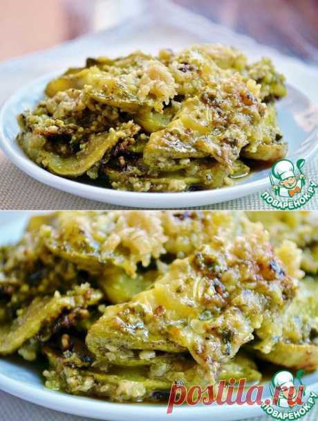 Кабачки с соусом песто в овсяной крошке в мультиварке - кулинарный рецепт
