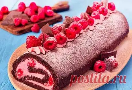 Шоколадно-малиновый бисквитный рулет: фото рецепт, приготовление