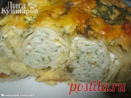 Пирог из лаваша с курицей и сыром.