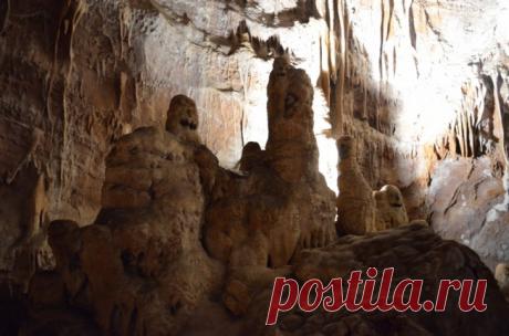 Грот Торри ди Сливия (Grotta Torri di Slivia): удивительный мир сталагмитов