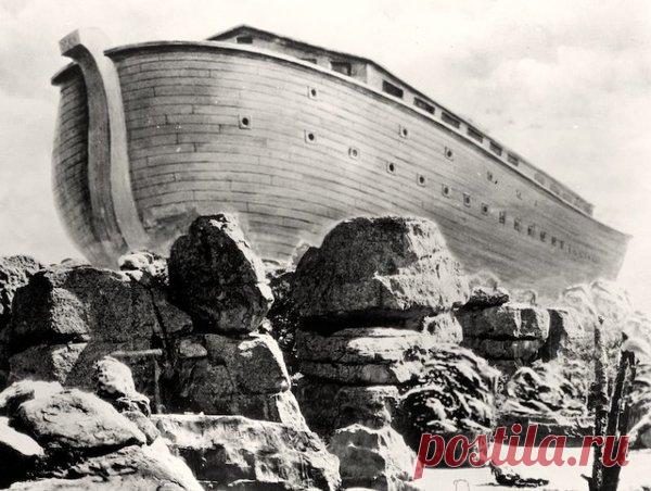 Библия полна загадочных аксессуаров, имеющих божественное помазание. К сожалению, два наиболее важных артефакта, то есть Ковчег Завета с табличками, с десятью заповедями и Ноев Ковчег, считаются потерянными. Единственное преимущество заключается в том, что есть подозрения где может находиться Ноев ковчег.