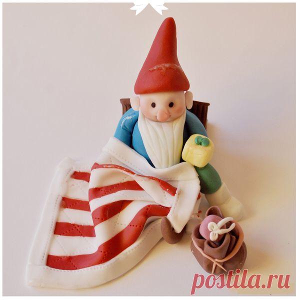 👌 Декор из мастики для детских тортов - 7 мастер-классов, увлечения и хобби Я очень люблю сладкое. Особенно выпечку. Поэтому торты и пирожные на моем столе появляются не только в праздничные дни, но и в будни. Я всегда с интересом и восторгом рассматривала...