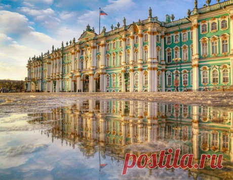 Reflection of the Winter Palace , St. Petersburg❤