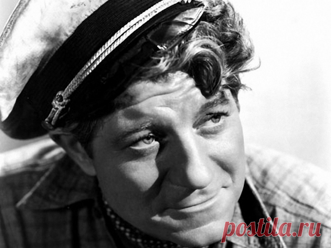 Жан Габен (Jean Gabin)
- 17 мая, 1904 • 15 ноября 1976