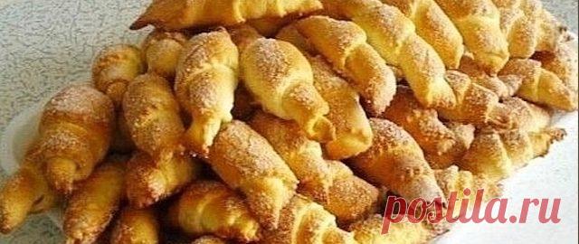 Быстрые и вкусные рогалики: этот рецепт идеально подойдёт для тех, кто ценит простоту и скорость - Королевская Кукухня