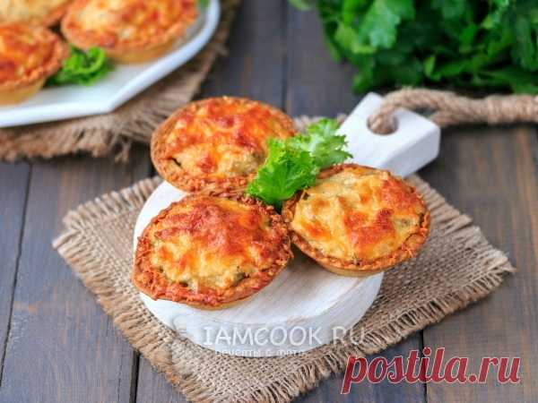 Готовим простую, но эффектную на вид и на вкус закуску - сочный жульен с шампиньонами и сыром в тарталетках.