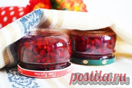 Варенье 5-минутка из красной смородины - рецепт с фото