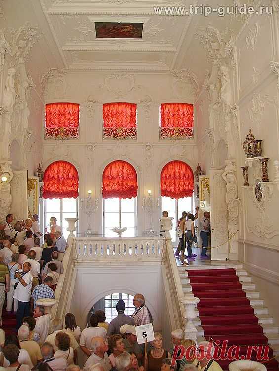 Парадная лестница в Екатерининском дворце
