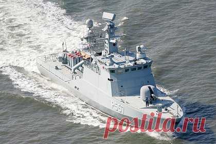 В США нашли предлог для движения конвоев НАТО в Черном море. Конвои военных кораблей НАТО могут сопровождать суда с украинским зерном в Черном море после выхода России из зерновой сделки, считает адмирал ВМС США в отставке Джеймс Ставридис, бывший верховный главнокомандующий Объединенными вооруженными силами НАТО в Европе.