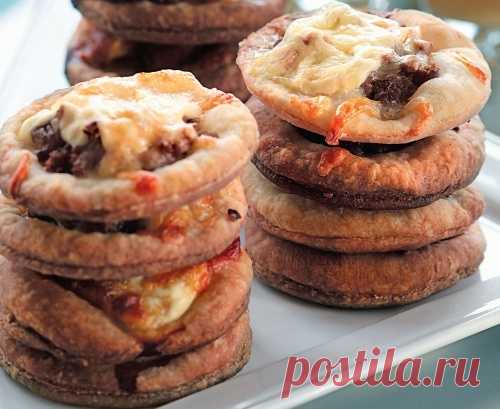 ЛЕПЁШКИ С МЯСНЫМ ФАРШЕМ