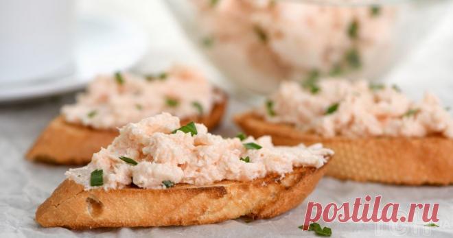 Особенность приготовления паштета в том, что он готовится из любых консервов. Это замечательная закуска, которая подойдет для повседневного или праздничного стола.