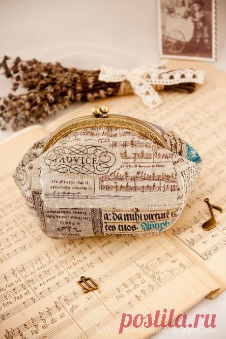 Забавная мастерская: Косметичка с фермуаром музыкальная.