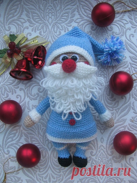 Дед Мороз Автор- Твopчecкая мacтepcкая Веселый енот
Другие описания новогодних игрушек- в альбоме Новый год - https://vk.com/album-81902789_249552439
Самая лучшая группа #Mk@viyzanie_kryuchkom #амигуруми #crochet #схема #описание #крючком #вязаниекрючком #игрушкикрючком #игрушки #детям #toy #елка #рождество #новыйгод #дедмороз