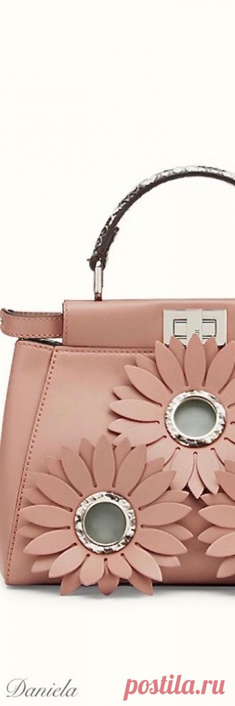 Fendi Fall/Winter 2017-18