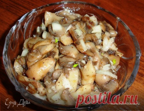 Маринованные шампиньоны по-корейски . Ингредиенты: шампиньоны, лук репчатый, чеснок | Официальный сайт кулинарных рецептов Юлии Высоцкой
