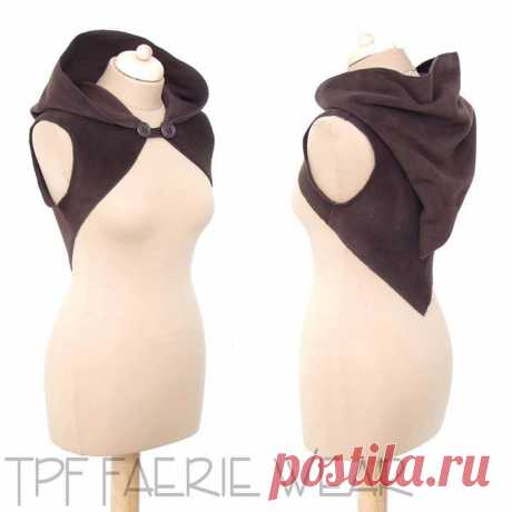 Plain Fleece 'Korrigan' Shrug Concise pixie от tpffaeriewear