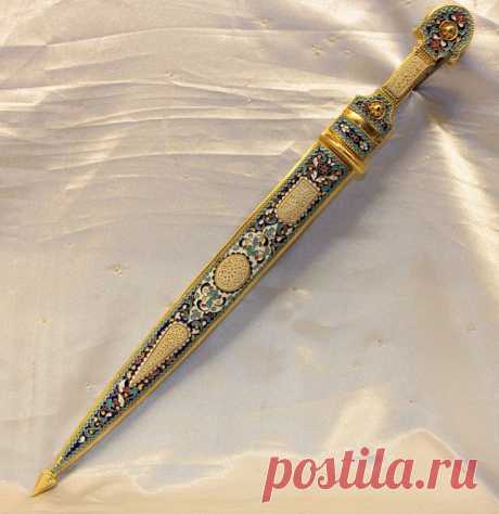 Кинжал казацкий. Золото. Эмаль.