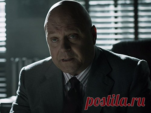 Майкл Чиклис