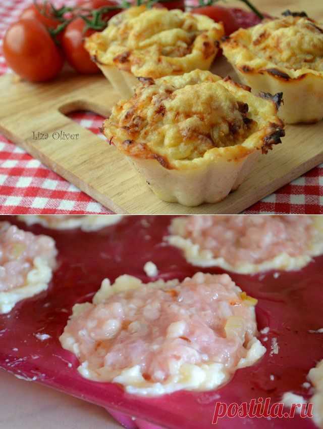 Куриные тефтельки в картофельных корзиночках.