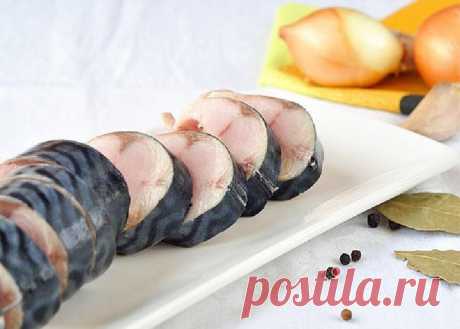 Секрет рецепта в необычном маринаде: скумбрия по вкусу как красная рыба