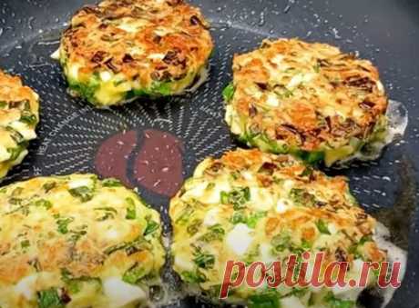 Пирожок с яйцом и сыром. На сковородке!