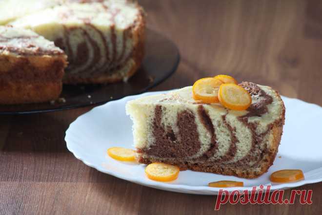 Пирог Зебра классический - Вкусные идеи Классический пирог Зебра – отличное яркое лакомство, которое может украсить любой праздник или чаепитие. Этот простой, но очень вкусный пирог любят и