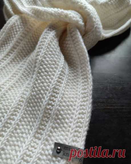 ​Лаконичный шарф спицами Лаконичный шарф спицамиАвтор miracleknitting.